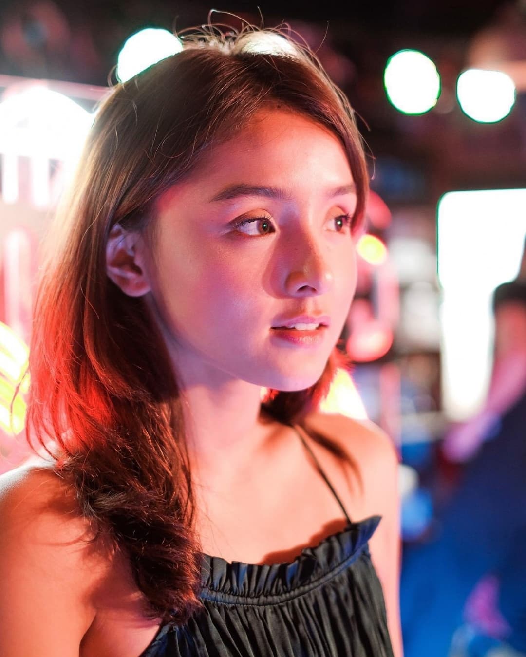 Nasty Actress Spreading Cunt