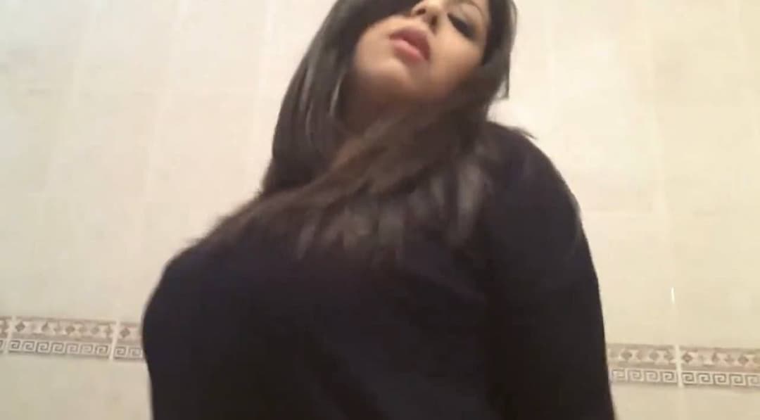 Miriam corpus big tit Latina