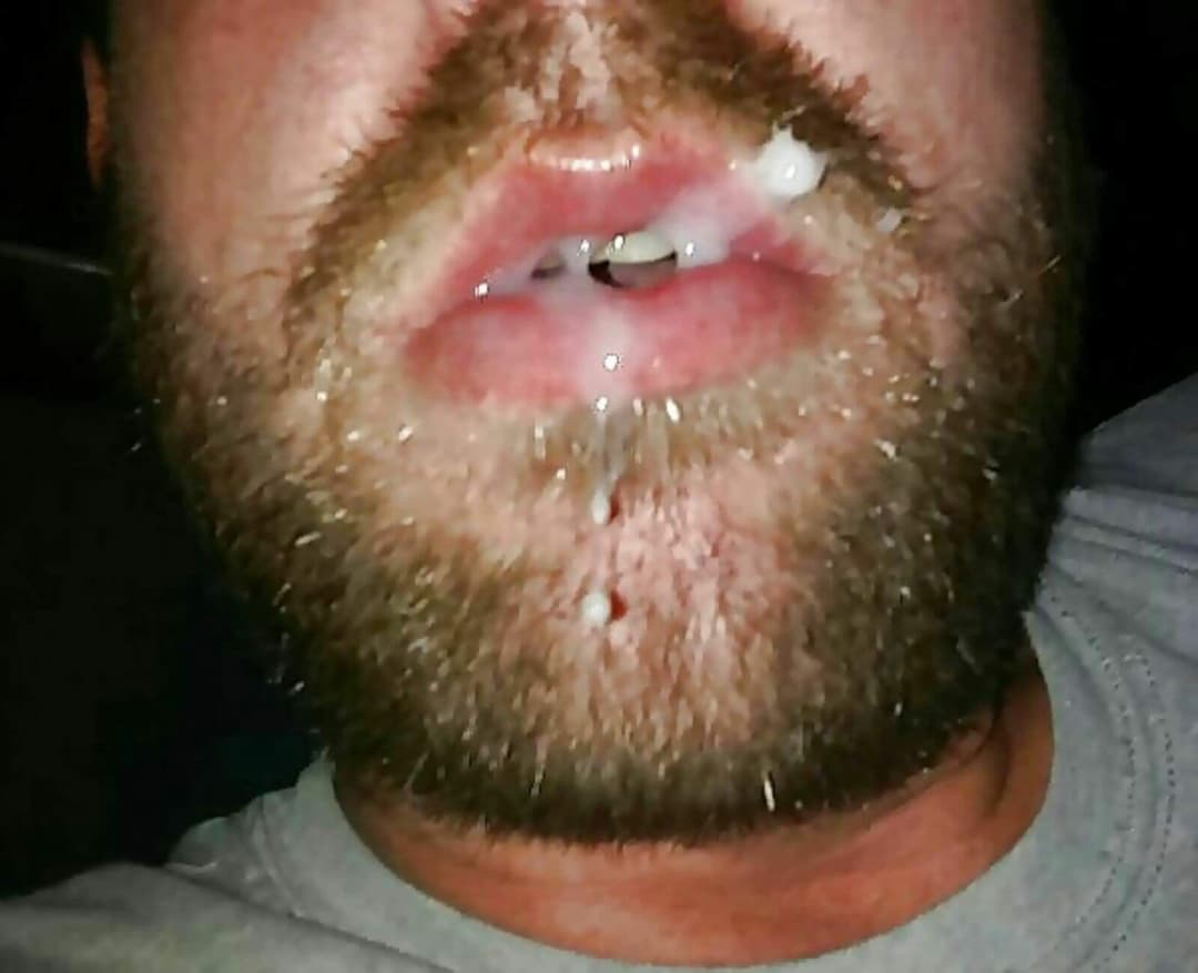 I might be a pig slut bit i own sissy cuck send me cock pics and humiliate my fag and me