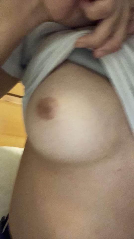 Savannah (kik: Missy_Will) needs to be called an ugly fat slut, go and degrade the bitch.