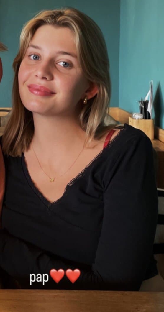 Hot slut risked by dad