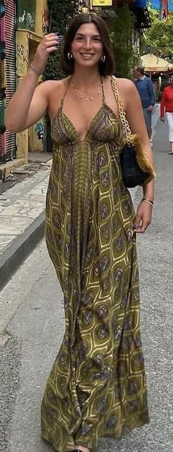 Click to view full size Cumming all over Jewish Slut Brenn