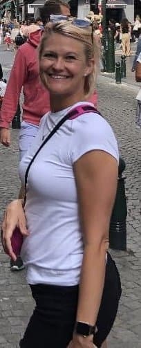 A Miss Texas winner & a few mid housewives get wet, wild & naked at spring break