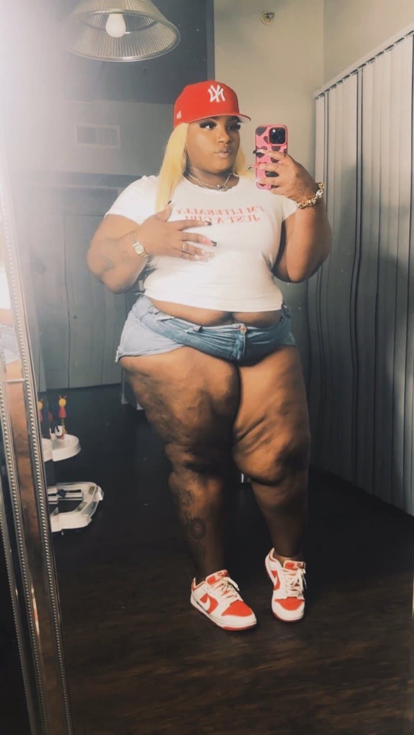 SEXY CHUNKY CHUBBY THICK CHOCOLATE EBONY BIG HUGE ASS SSBBW BBW