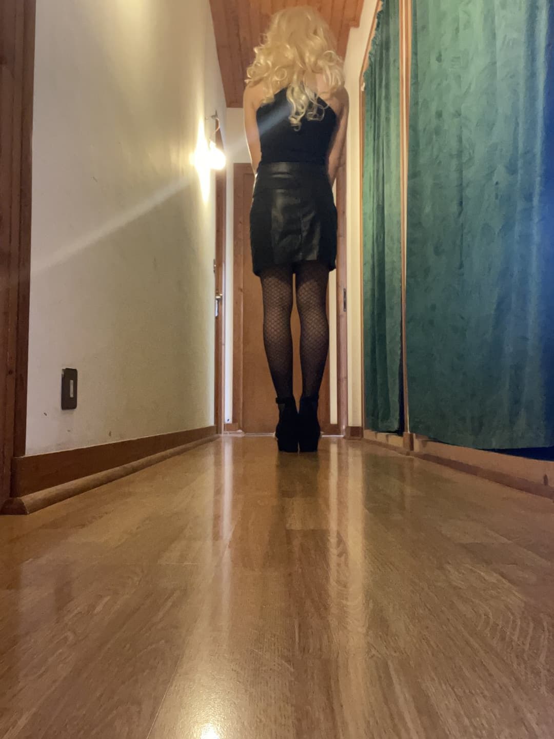 Click to view full size slutty outfits in tights ❤️