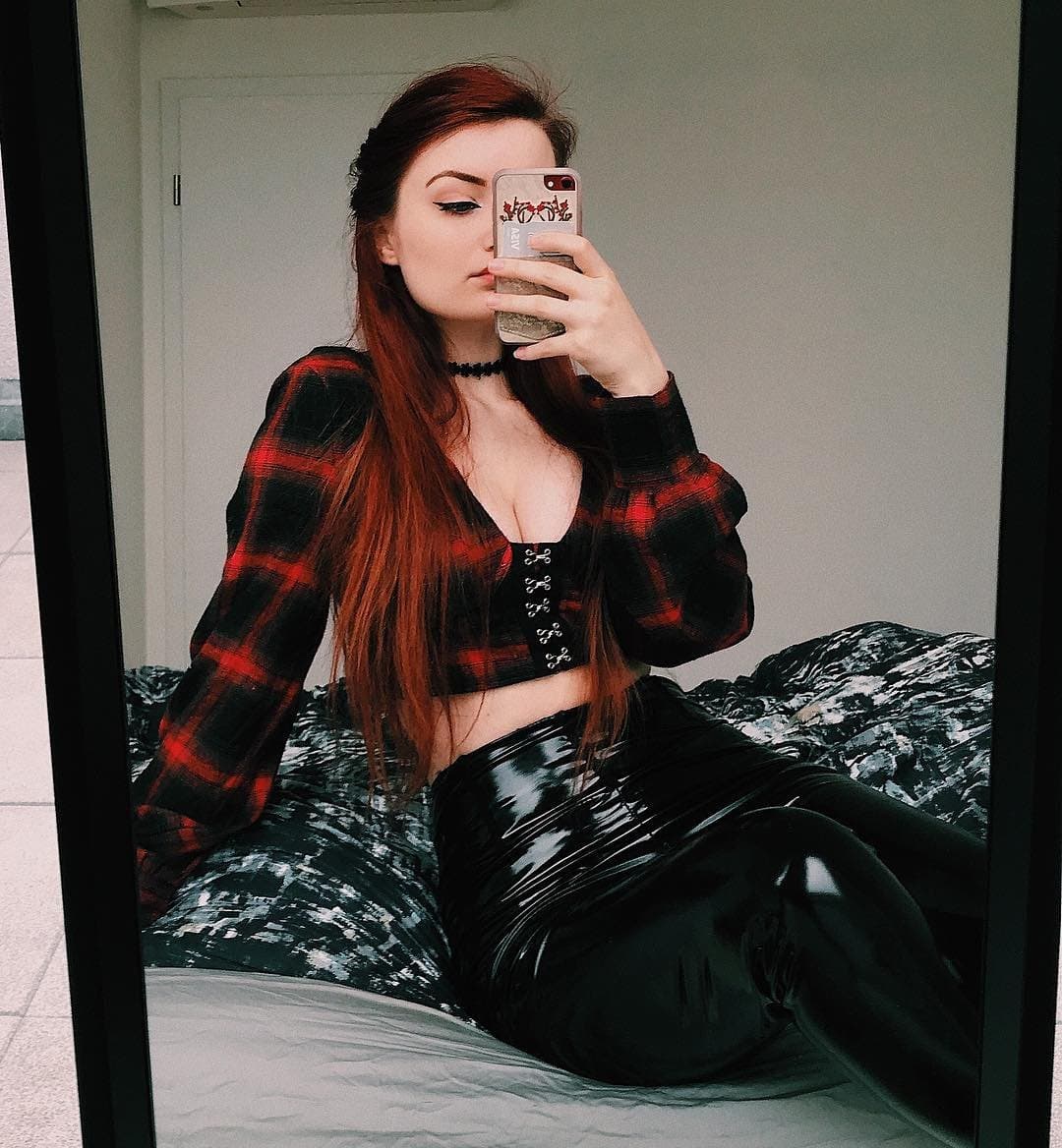 Super sexy vinyl babe