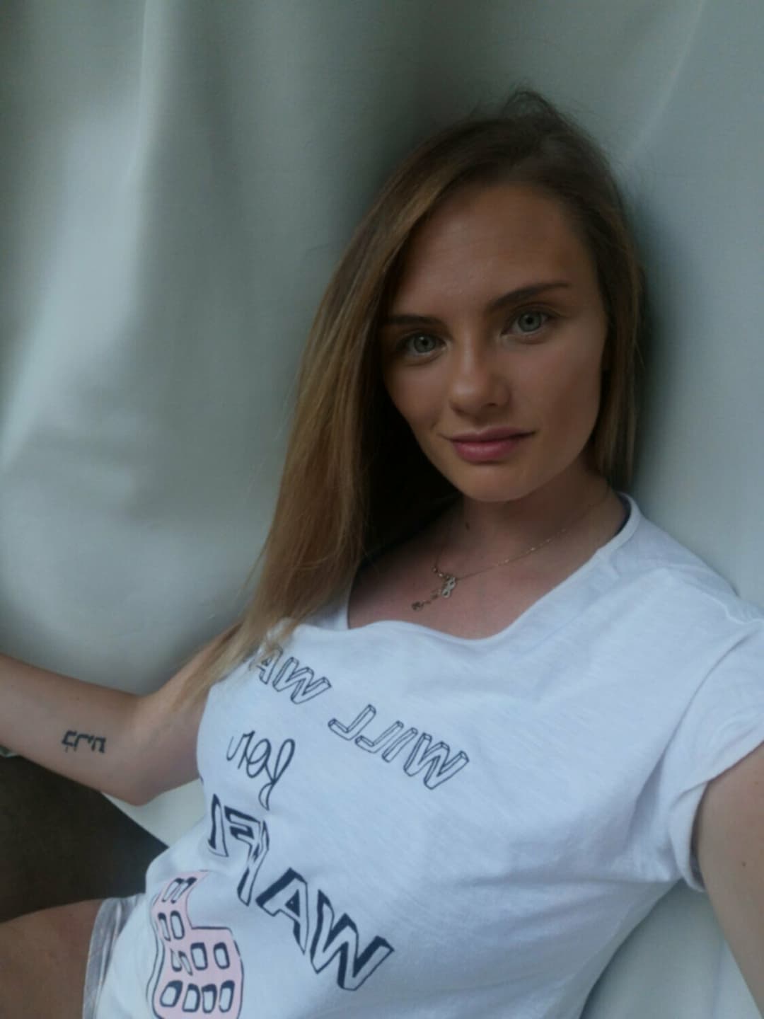 Bridget Sexy chatpic slut repost to your page Before she goes private get her on the hot page