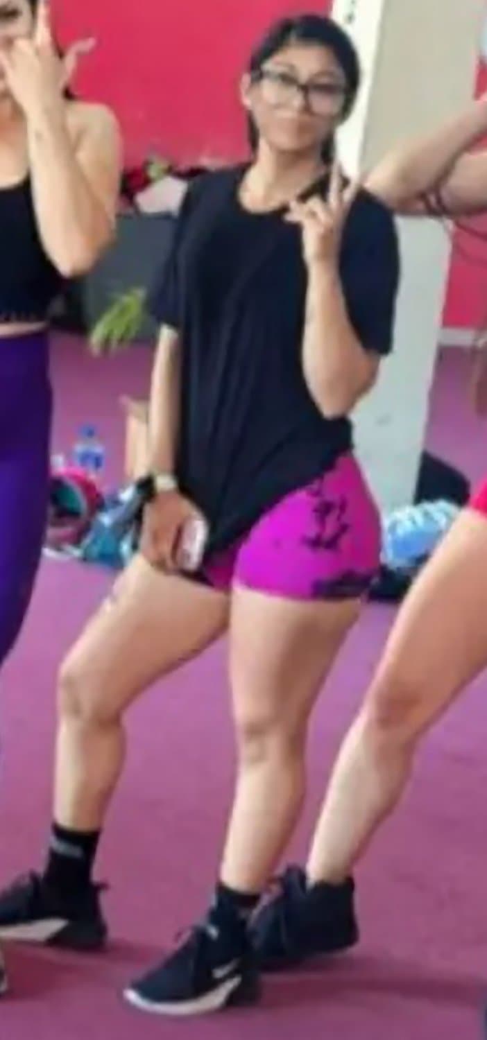 Click to view full size Bffs?❤️