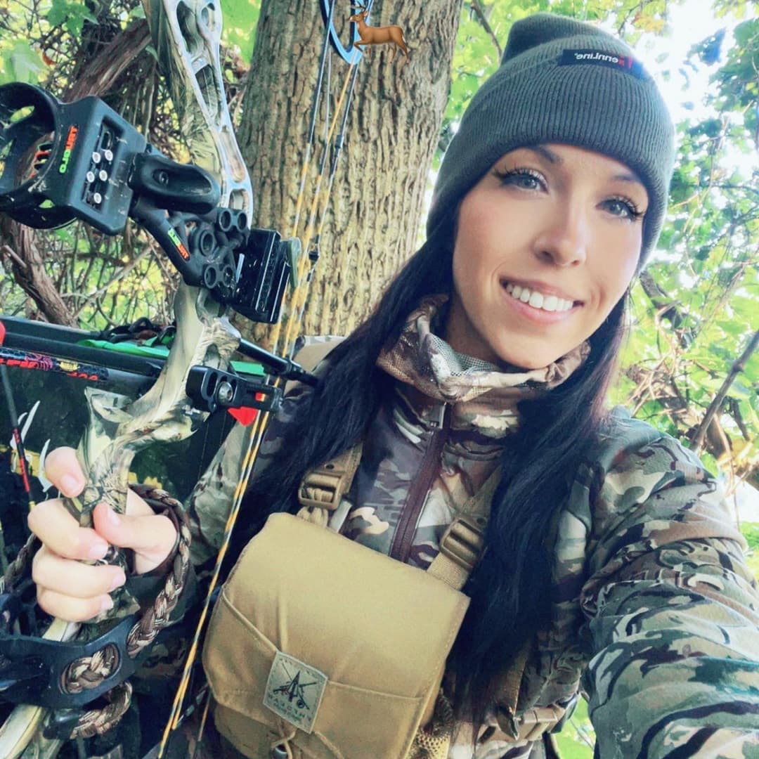 Kayle, Tiara, and Trista enjoyed their lesbian sex experience with each other on the G G W bus