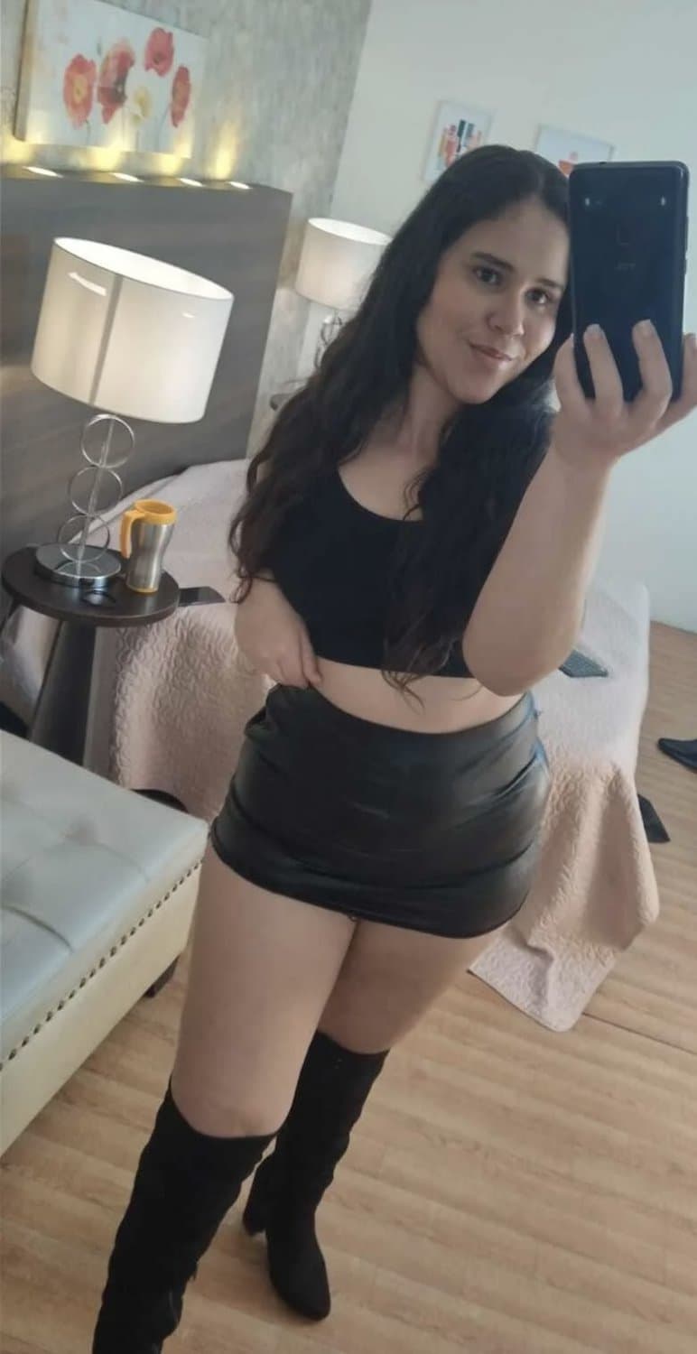 This sexy ass latina makes me cum alot ??