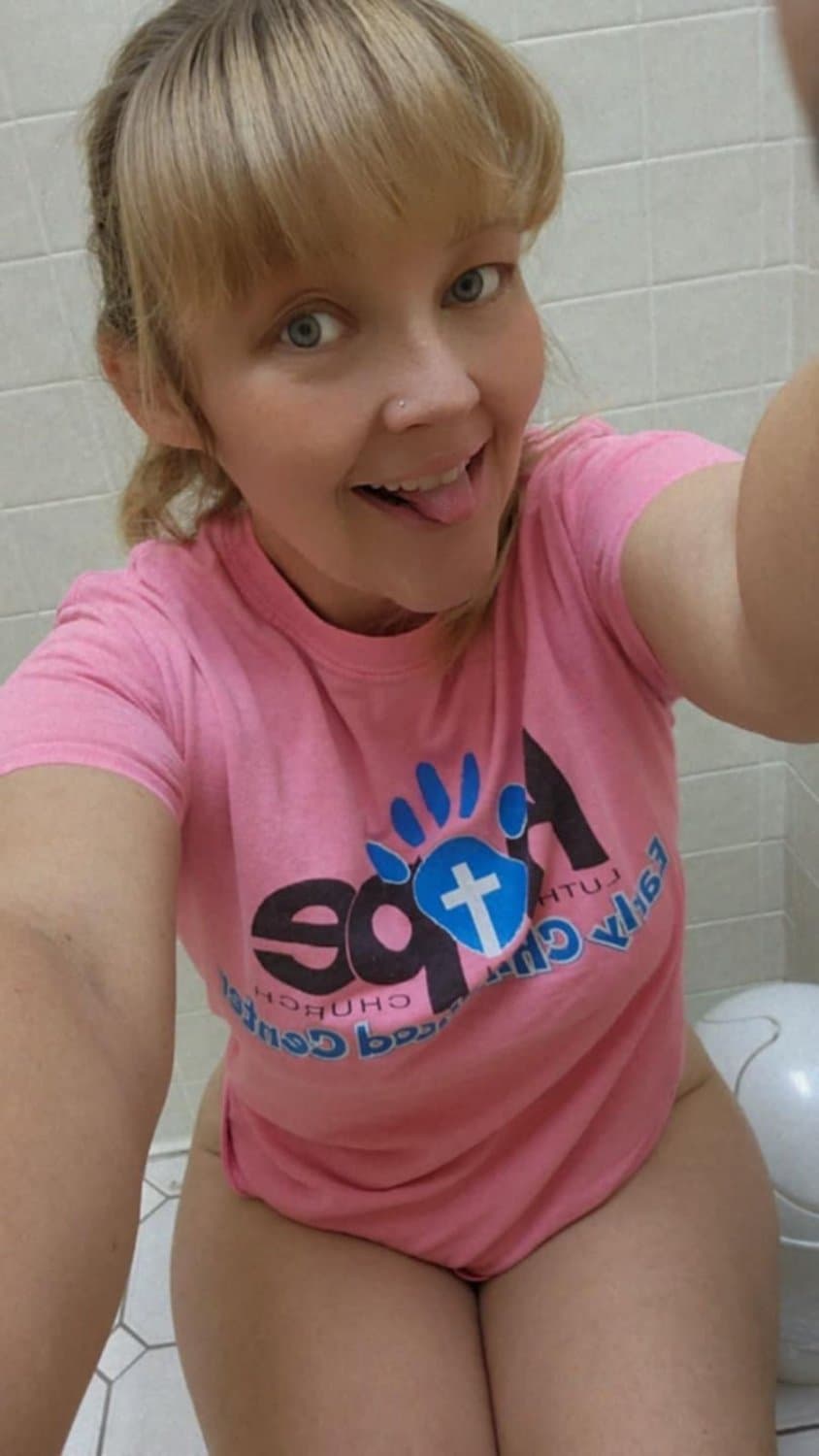 St Louis USA webslut destiny on display.cum everywhere on her.kik in comments