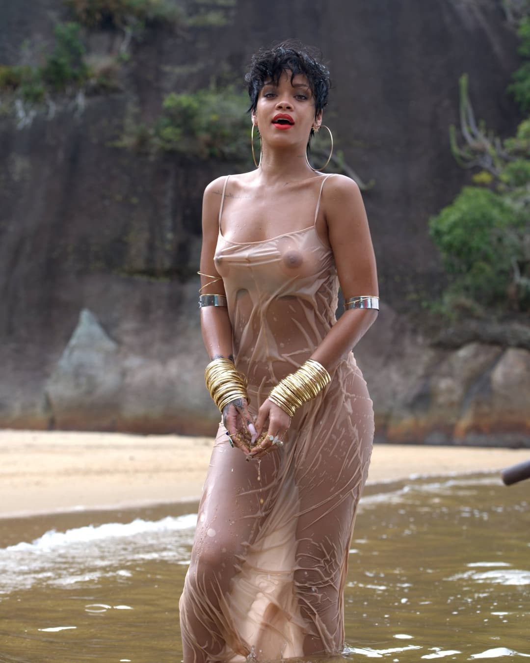 Rihanna - 2014 Vogue Brazil Outtakes v1