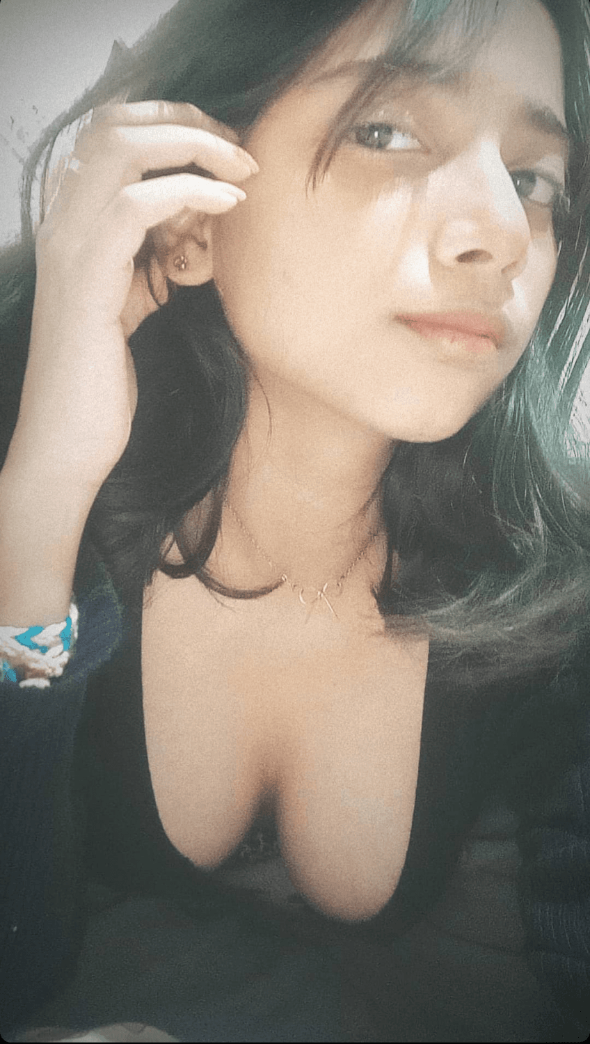 sweet massive indi teen titties