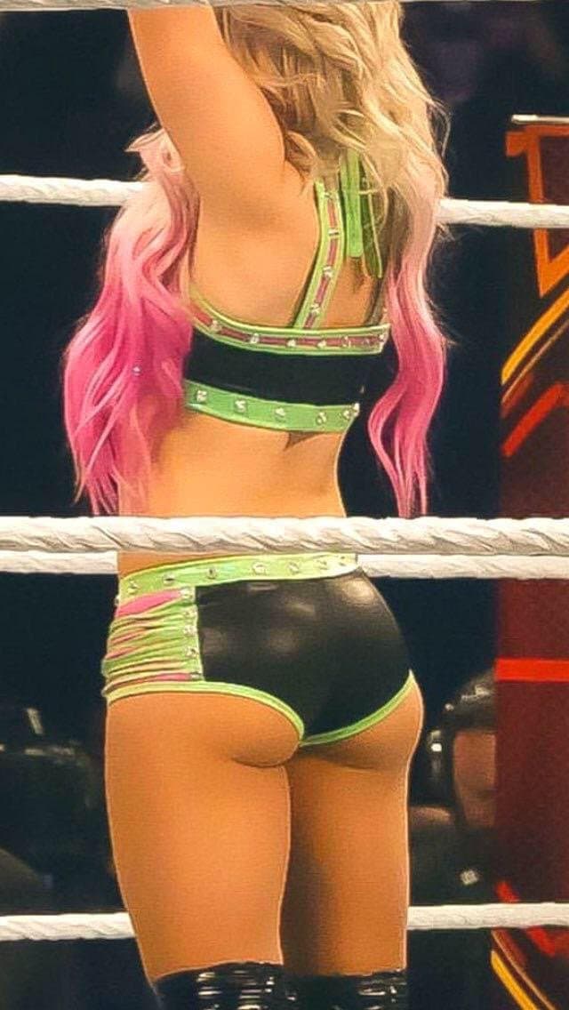 Alexa bliss la troia della wwe