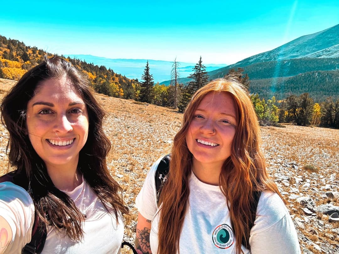 Disclosure #461: Swinging couple