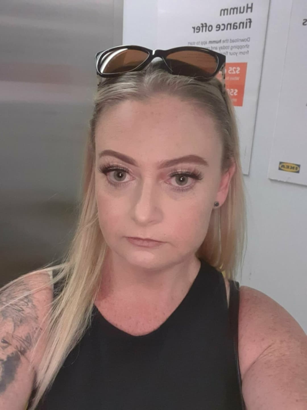 Lisa Jarvis 3-HOLE CUM DUMP!