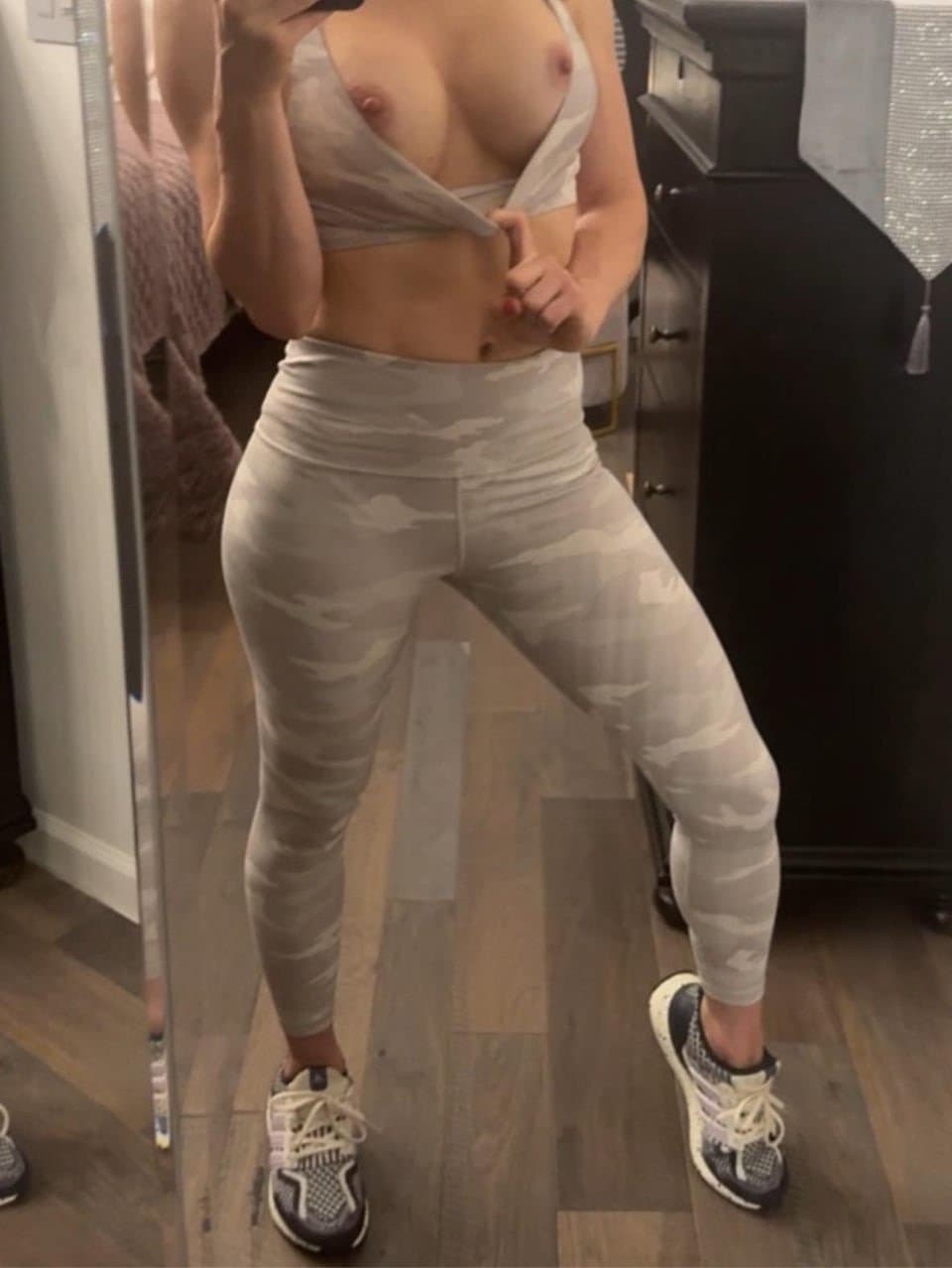 Sam loves teasing and showing off her tits