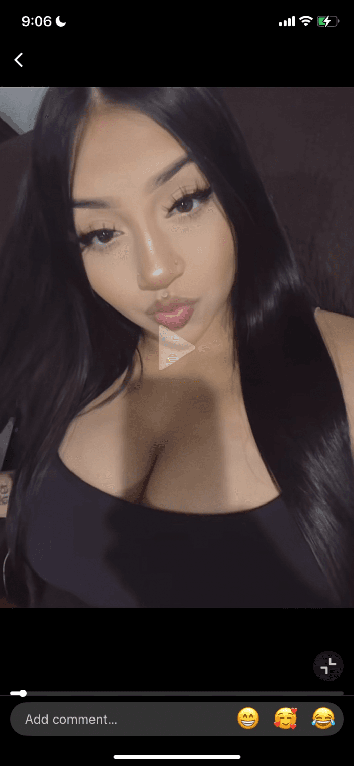 (REQUEST ME) anonymous sends a pic of younger cousin , backshots bbc , big tits