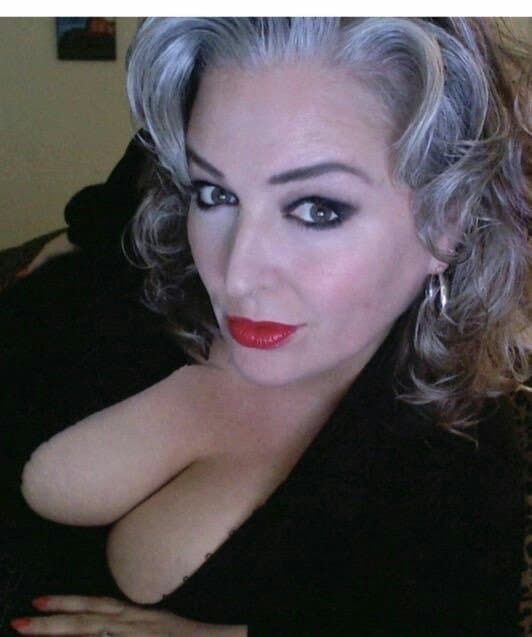 Gorgeous busty classy milf Anna