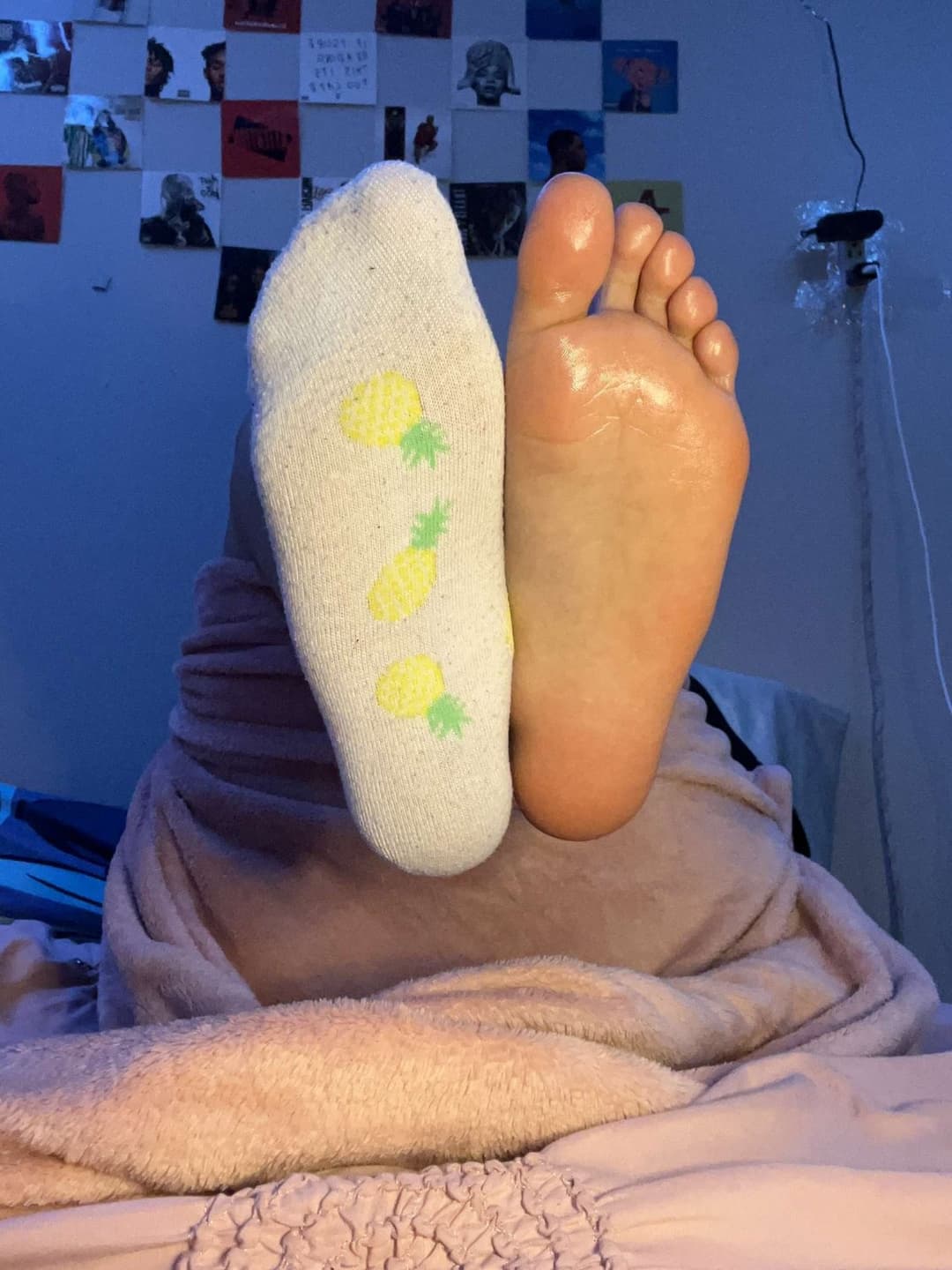 latina ig footmodel teen feet