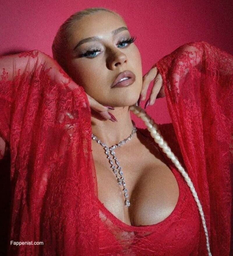 Christina Aguilera Big Tits & Banging Body Has Always Made Me Shoot Big Loads ??