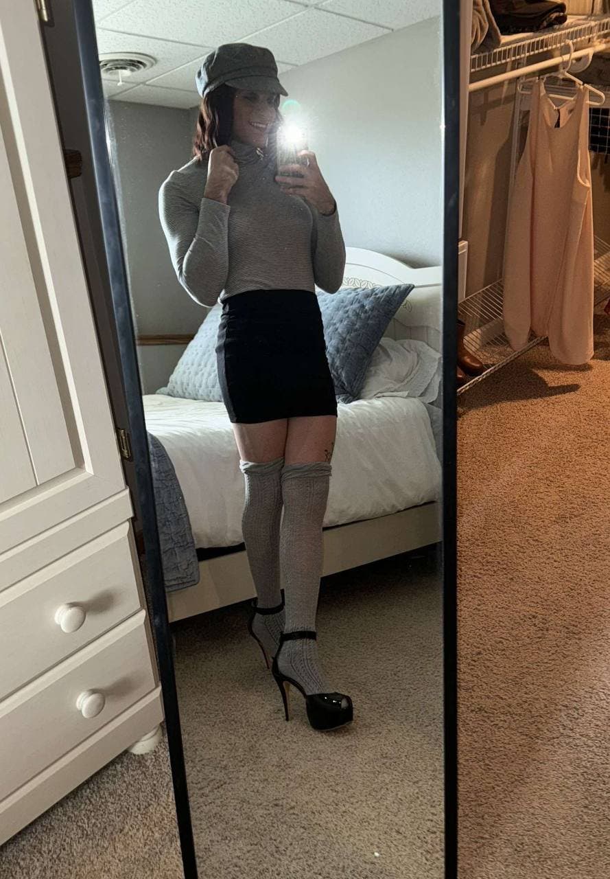 Conner Lonbakone of Rapid city, SD showing off