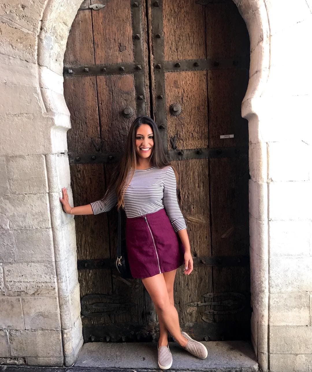 Click to view full size British Indian Very Beautiful Rich Cute Sexy Wife Big Boobs Show