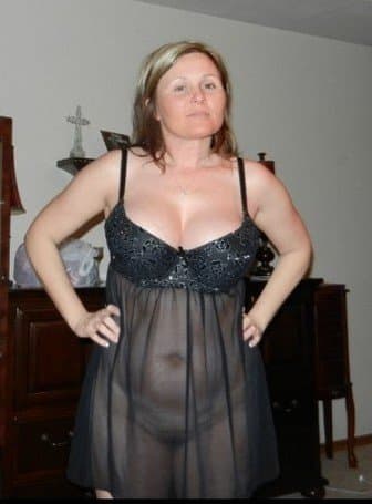 Christian cunt spreading wife Joanne gets fucked