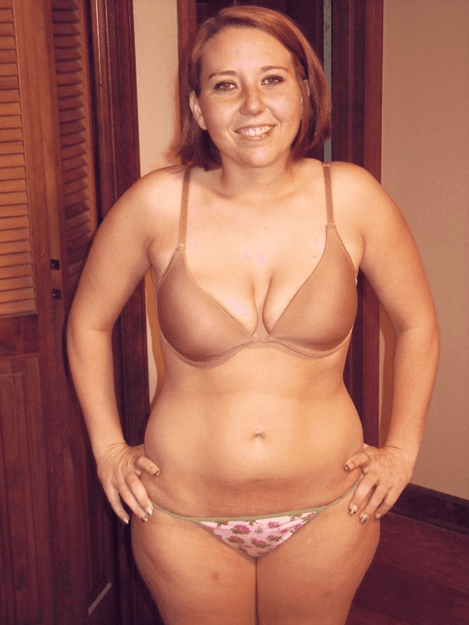 Click to view full size Cute 30 year old girl with saggy tits trades oral sex with 80 year old man