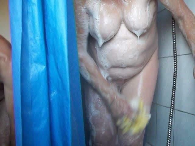 ich unter der dusche