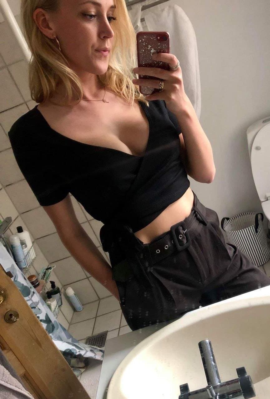 Blonde slut wife Sofie