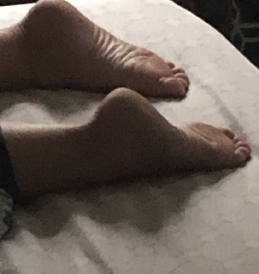 Bored kinky housewife