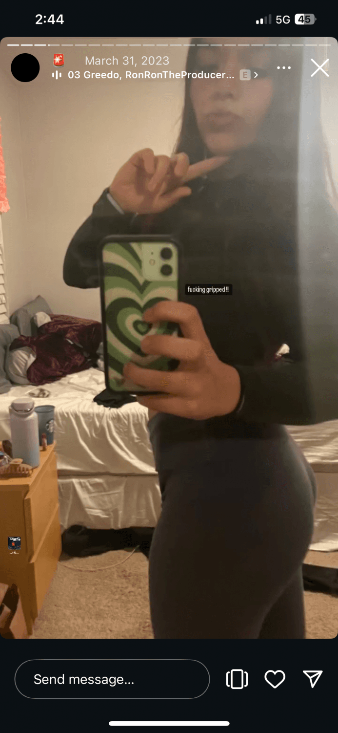 Green eyed college slut ready to take dick