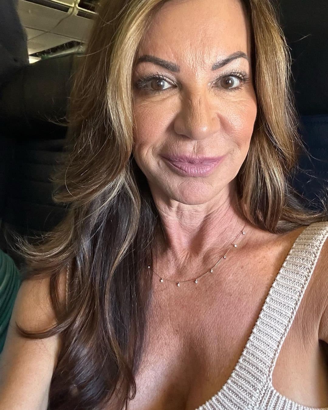 GIlf with big tits