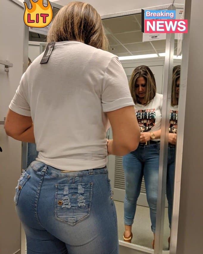 Tight Jeans Milf 2