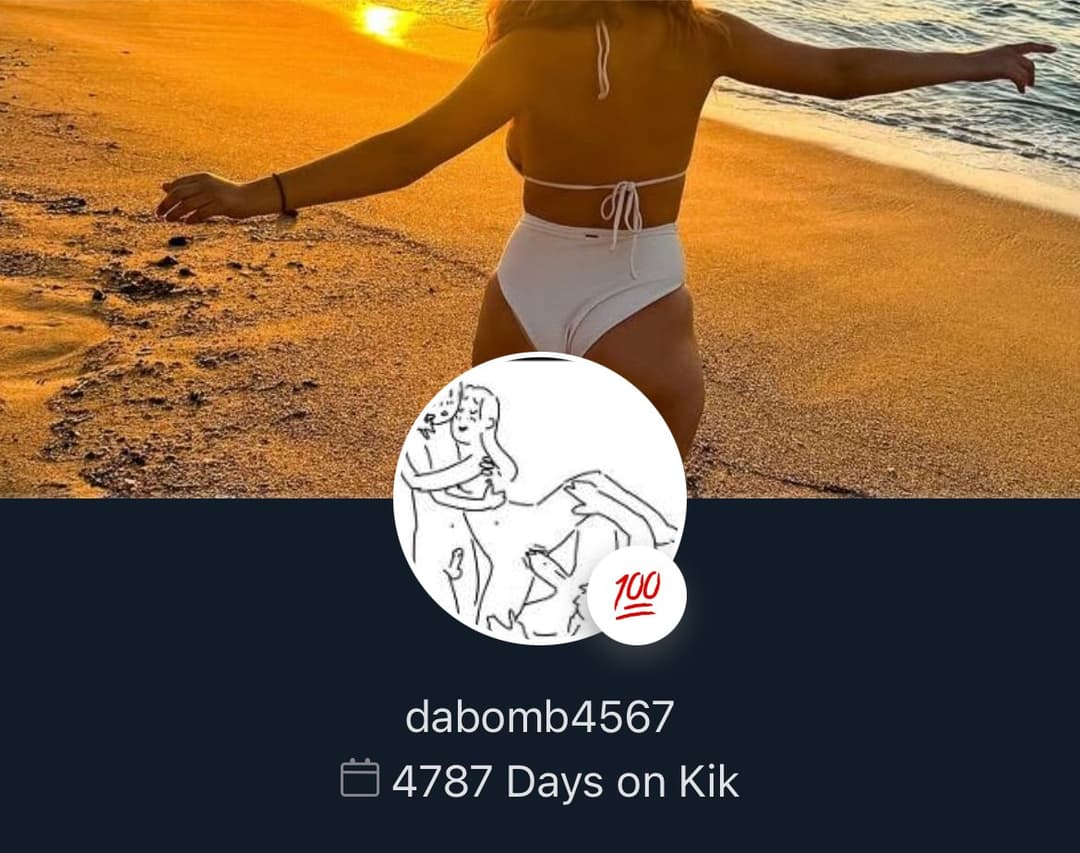 Big bull show offs cum to my girl or caption and trib. Send asl first. Kik in post. Be nice