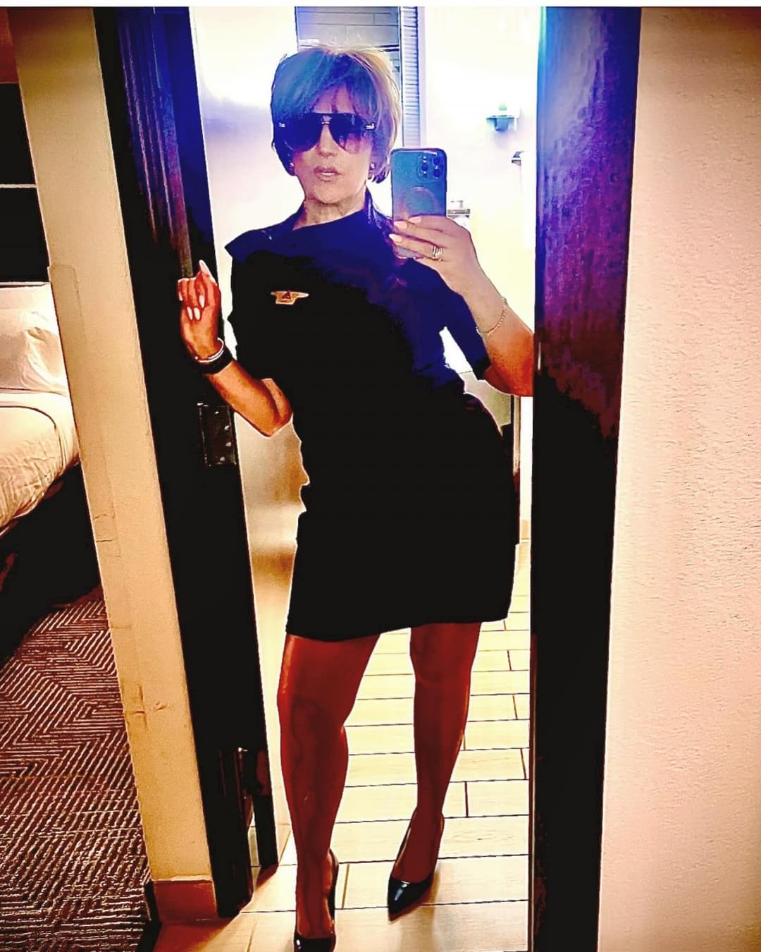 Thick Gilf flight attendant 3