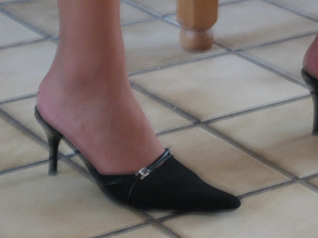 nadia49_ - milf nadia as private cleaner - 0044milf-nadia-001751