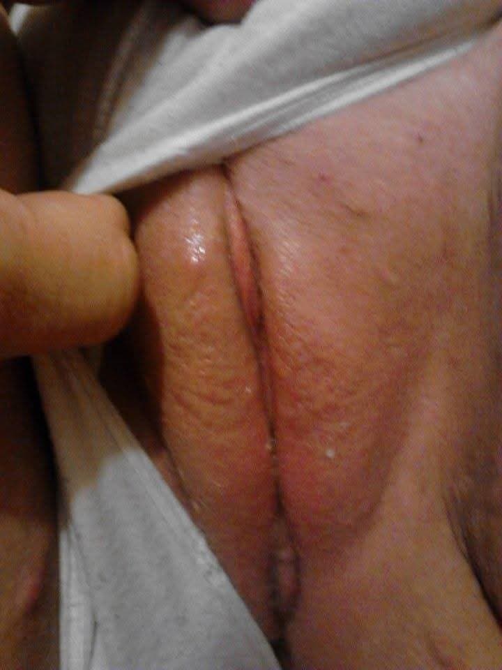 Click to view full size Filthy white trash BBW cumdump slut Justice