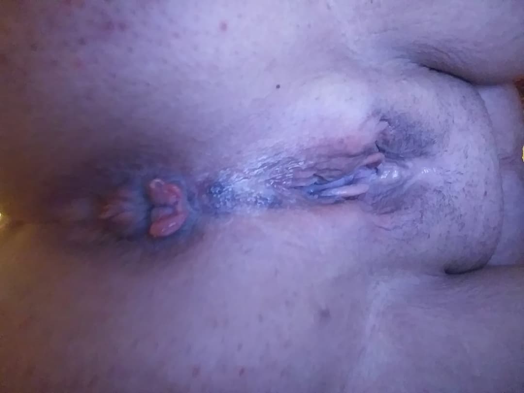 Click to view full size Back for good, Jess the fat fuck