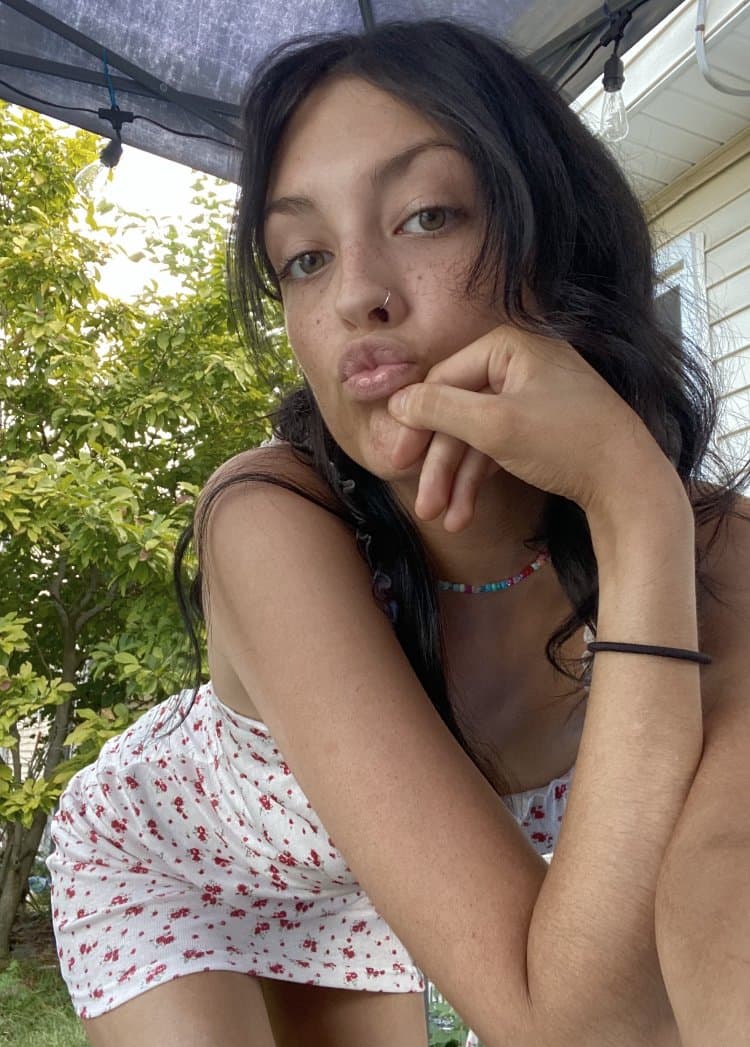 Click to view full size Gabrielle 2