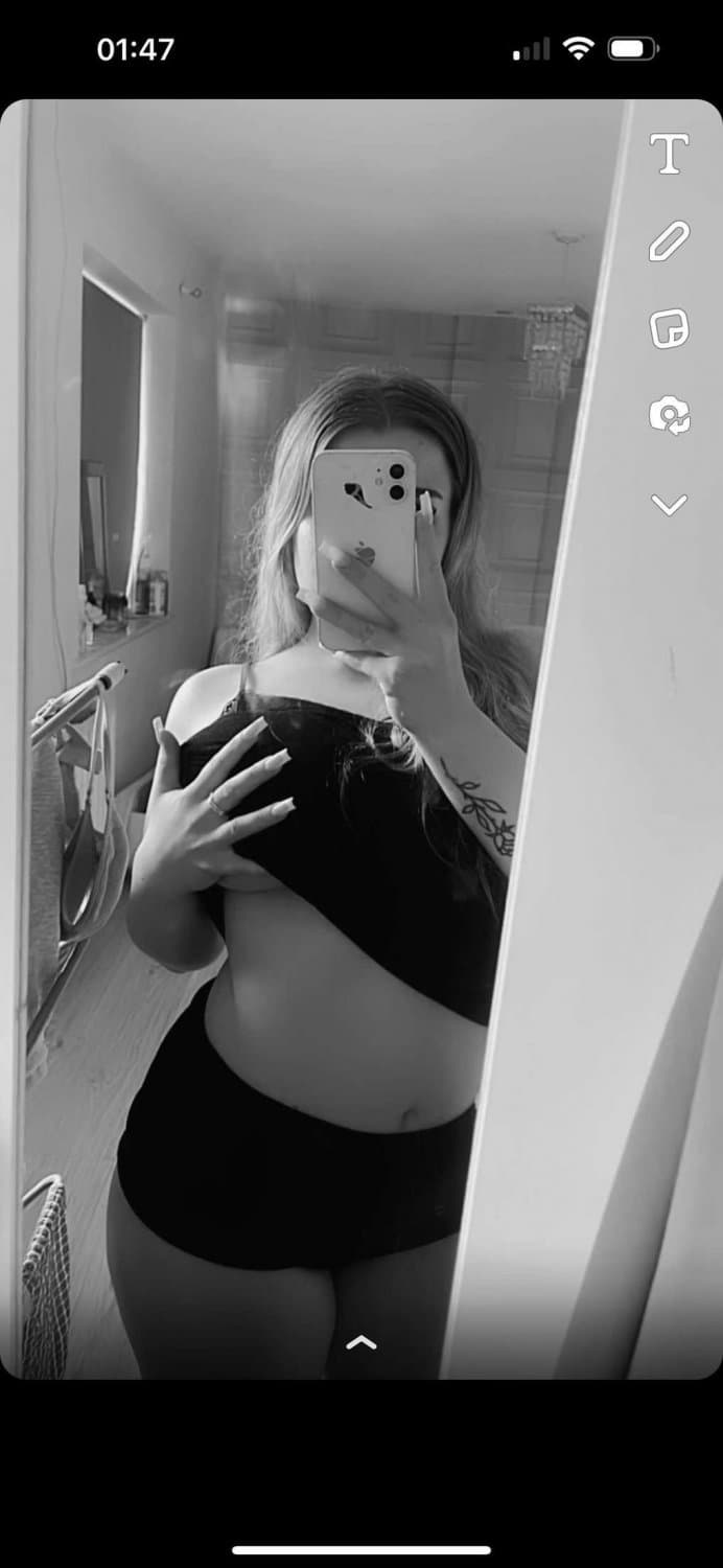 British PAWG (Insane Twerk)