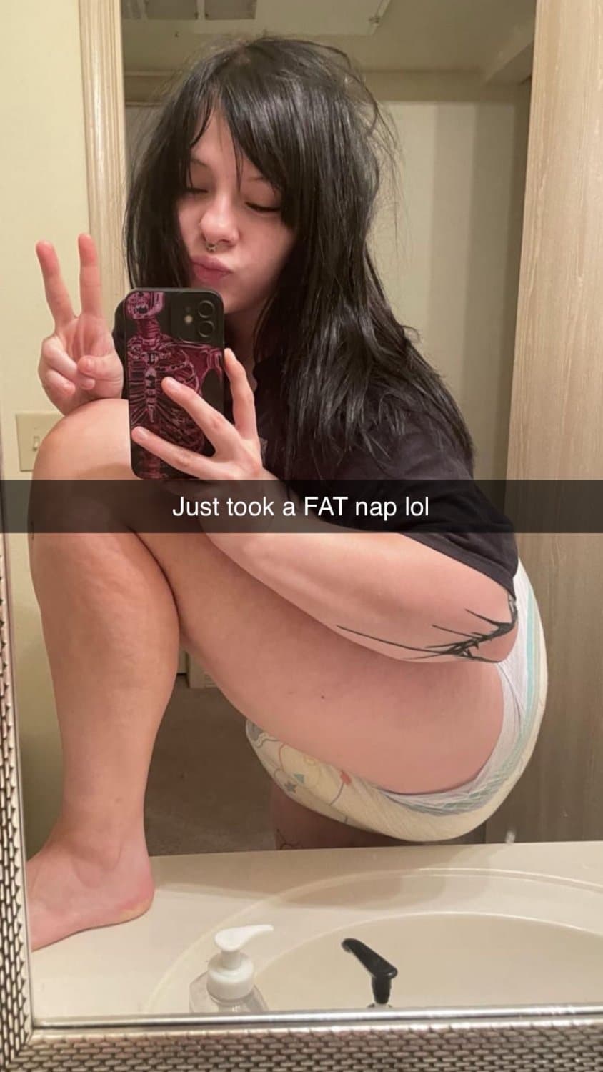 Shy college teen shows how full she makes her diapers