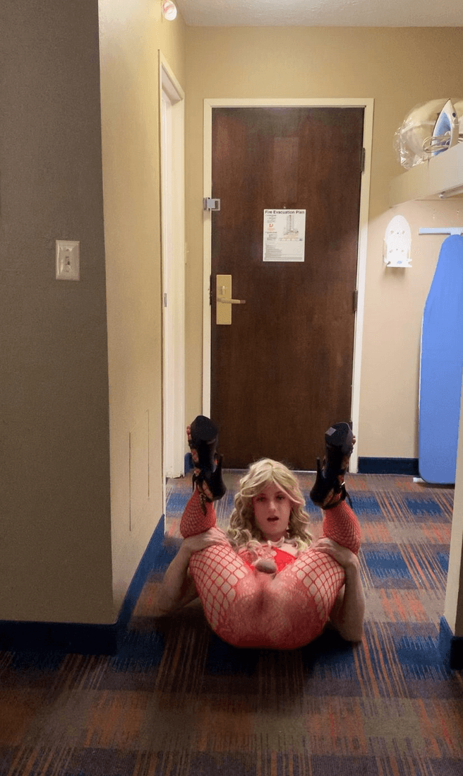 Sissy Slut Jake from Akron Ohio - Slut needs to be found