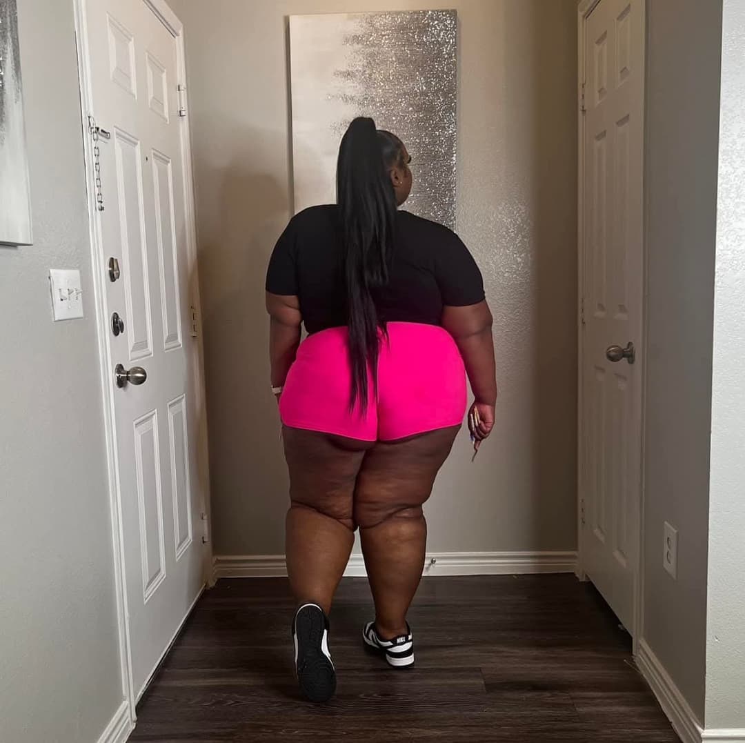 SEXY CHUNKY CHUBBY THICK CHOCOLATE EBONY BIG HUGE ASS SSBBW BBW