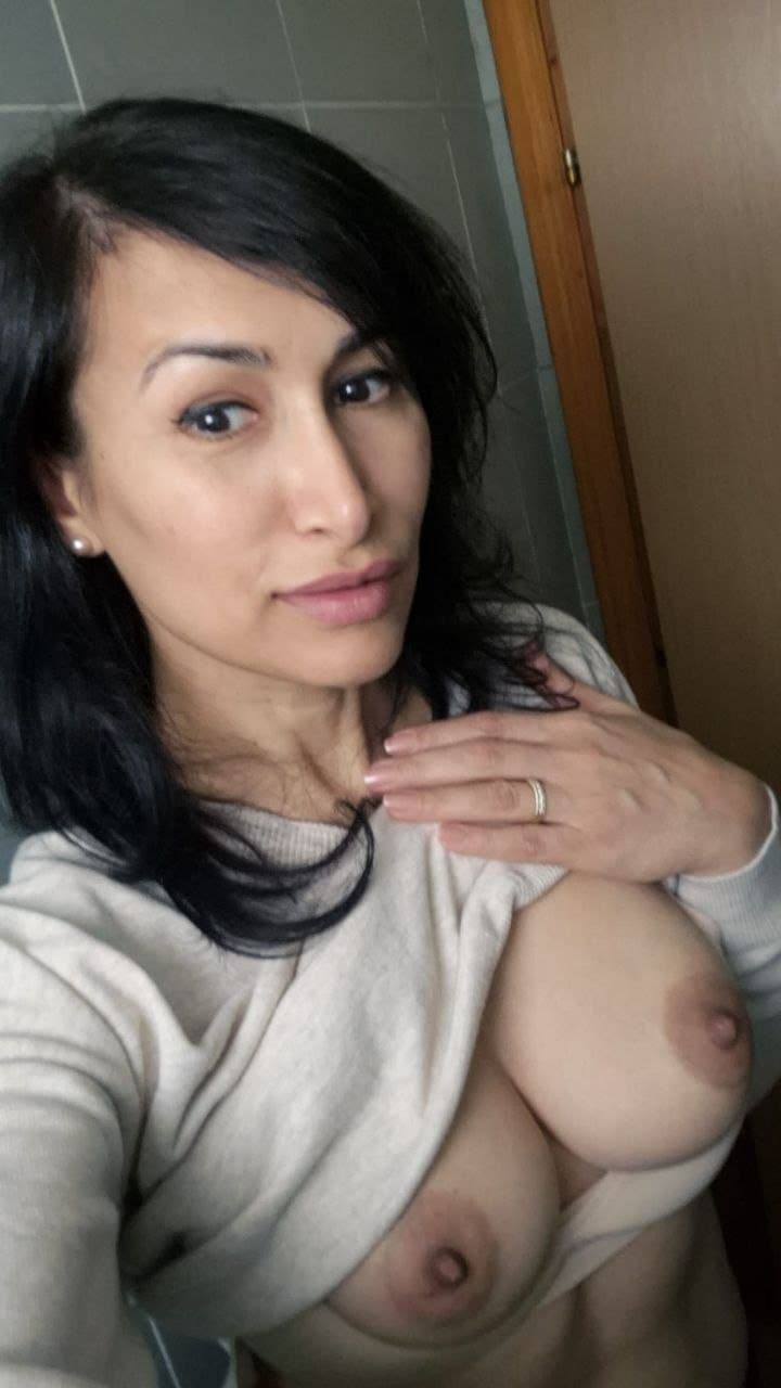 Yana Sunrise Sweet Slut Nude Model WIFE 36