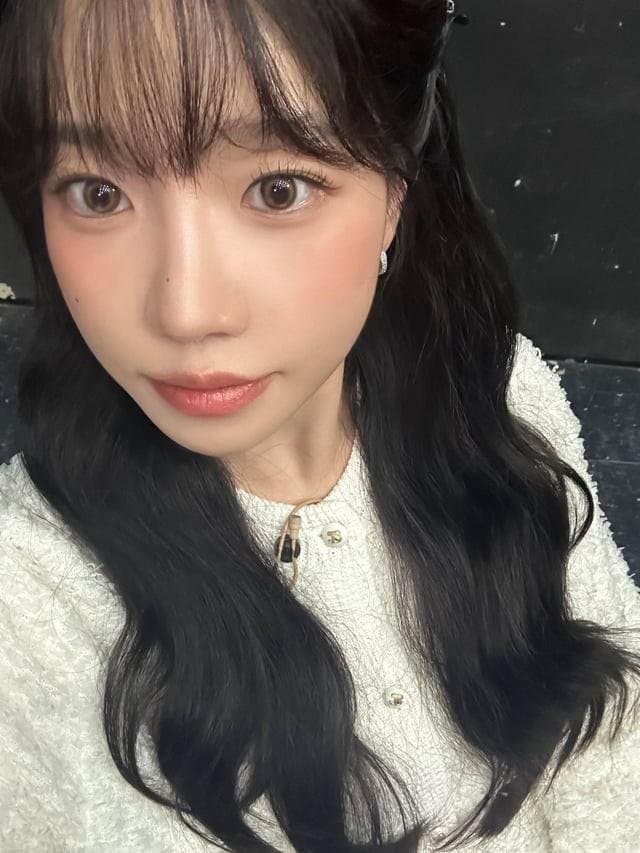 Dm to goon to any all of us are dead or squid game girl