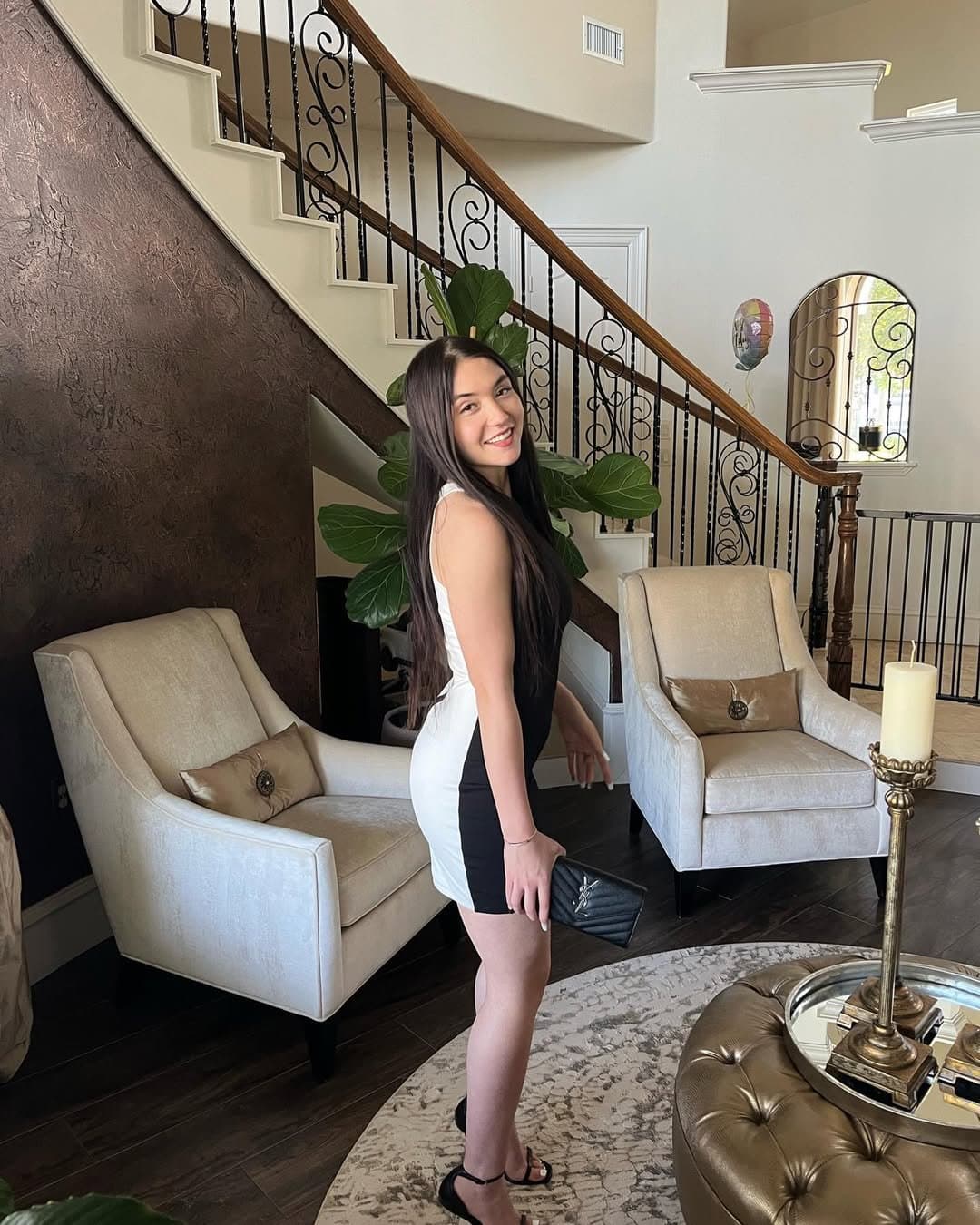 Click to view full size Jenna Rae Frank - 18th Birthday (June 16, 2022)