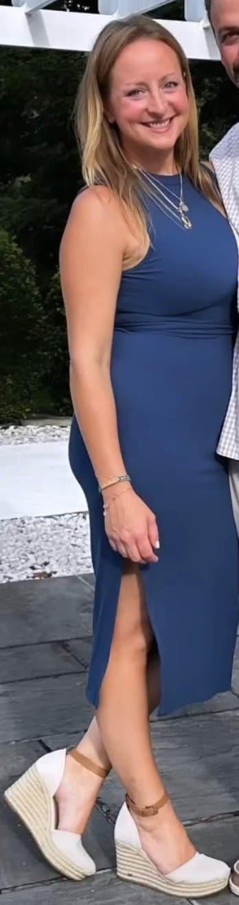 His dick is throbbing for his best friends mature wife Sarah