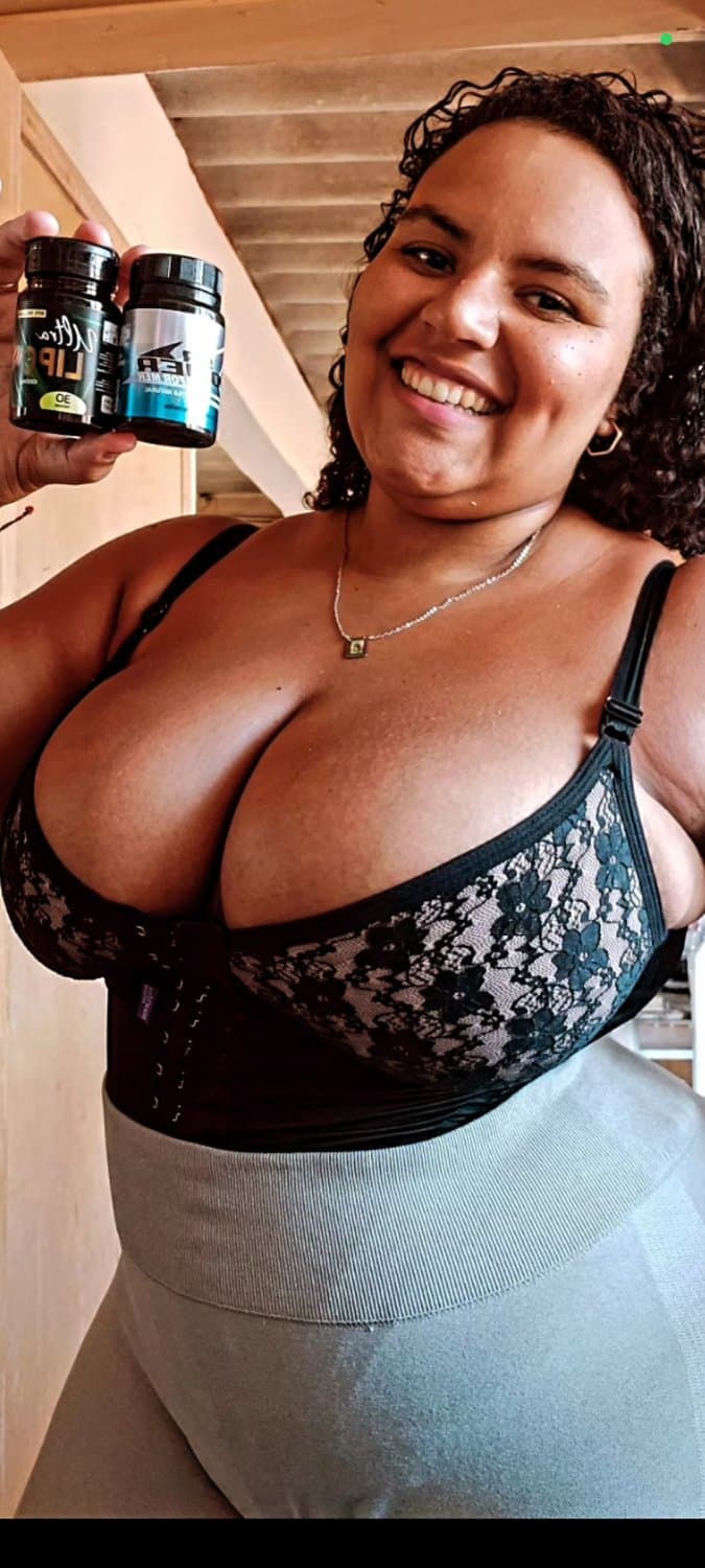 Feia PEITUDA merece muita PUNHETA aquelas Raimunda que chupa ROLA no off e toma leite de pica